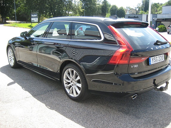 Volvo V90 4 of 5