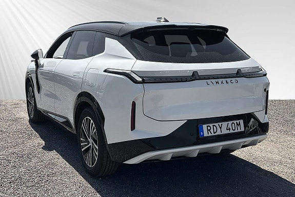 Lynk & Co 08 3 of 5