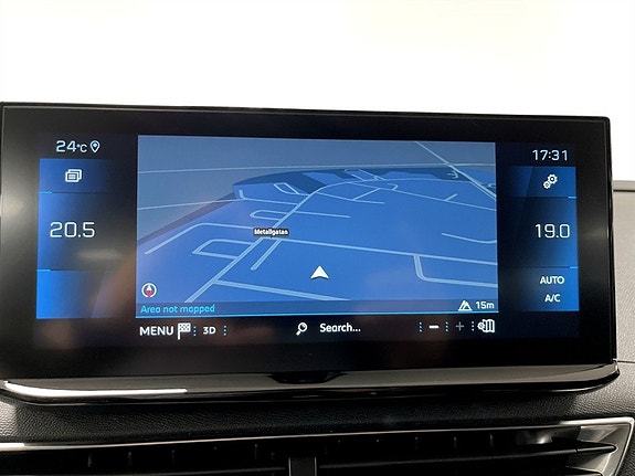 Peugeot 5008 10 of 17