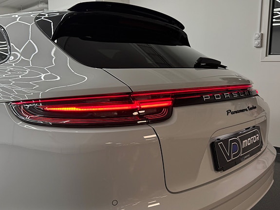 Porsche Panamera Turbo 12 of 23