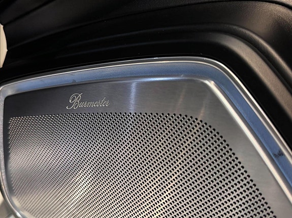 Porsche Panamera Turbo 22 of 26