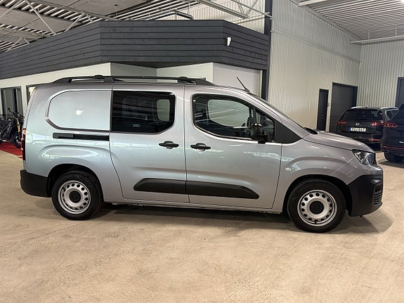 Peugeot Partner 3 of 5