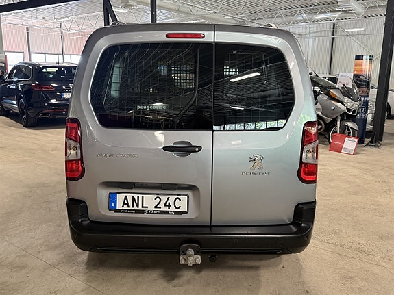 Peugeot Partner 4 of 5