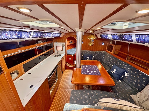 7 kojer - Akterruff med passage - Mycket nytt - Bör ses! 2 of 5