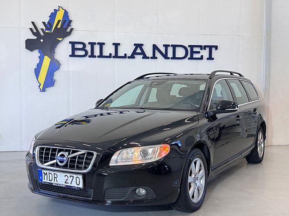 Volvo V70 2 of 5