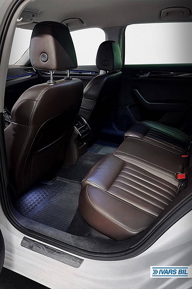 Skoda Superb 5 of 5