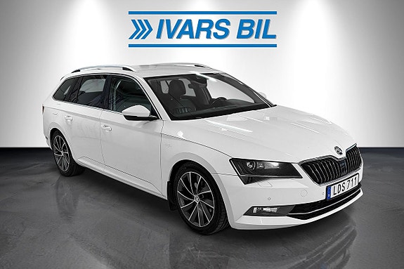 Skoda Superb 2 of 5