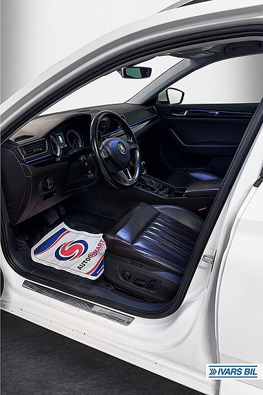 Skoda Superb 4 of 5