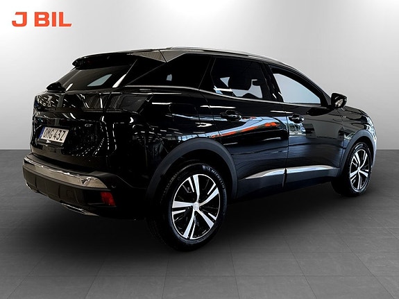 Peugeot 3008 3 of 5