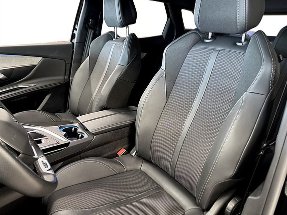 Peugeot 3008 5 of 5