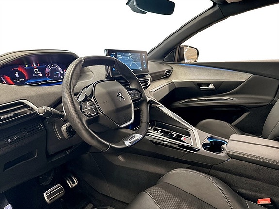 Peugeot 3008 4 of 5