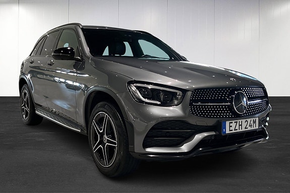 Mercedes-Benz GLC300 d 2 of 5