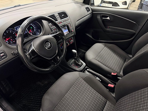 Volkswagen Polo 8 of 13