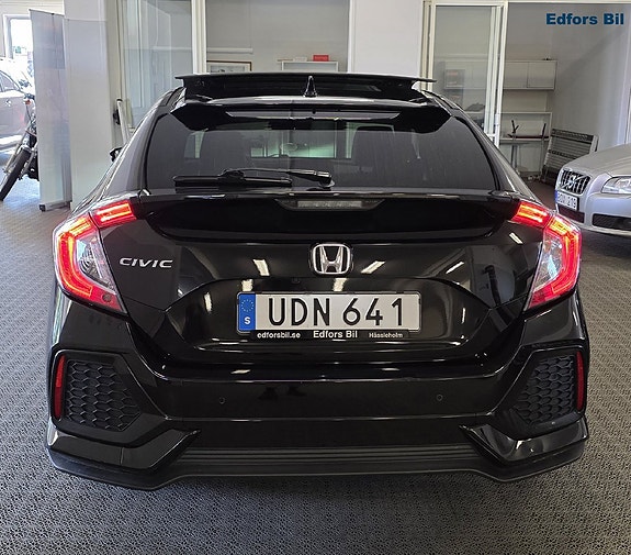 Honda Civic 7 of 14