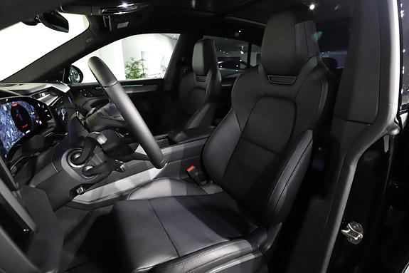 Porsche Cayenne 12 of 22