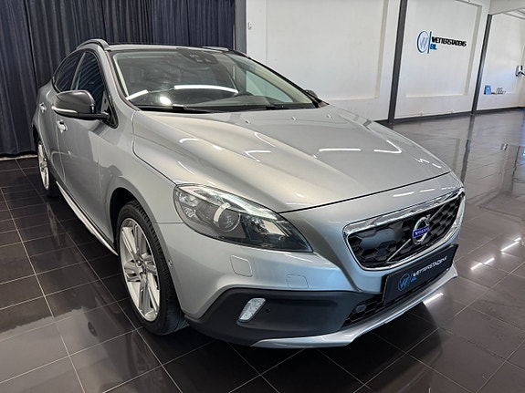 Volvo V40 Cross Country 5 of 5