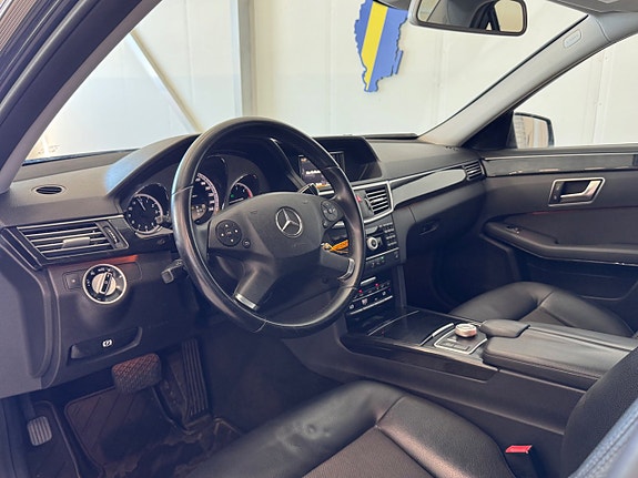 Mercedes-Benz E220 9 of 26
