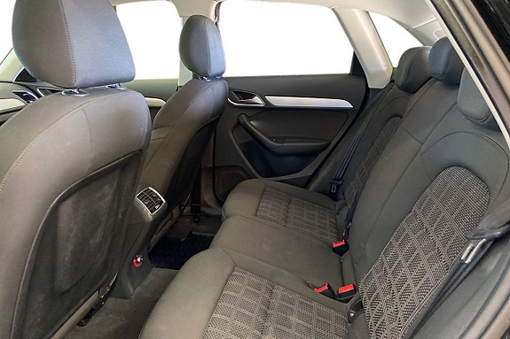 Audi Q3 20 of 22