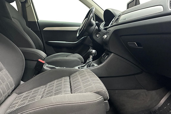 Audi Q3 15 of 26