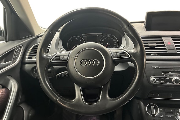 Audi Q3 16 of 26