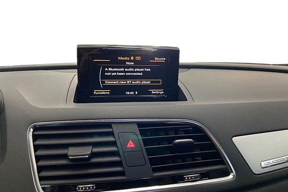 Audi Q3 16 of 22