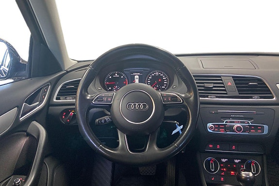 Audi Q3 13 of 22