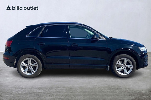 Audi Q3 7 of 22