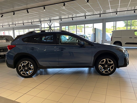 Subaru XV 4 of 5
