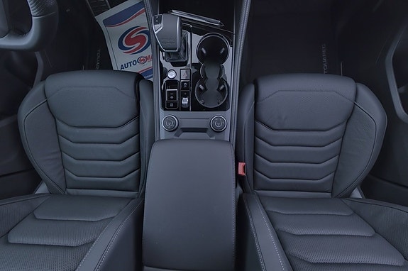 Volkswagen Touareg 9 of 25