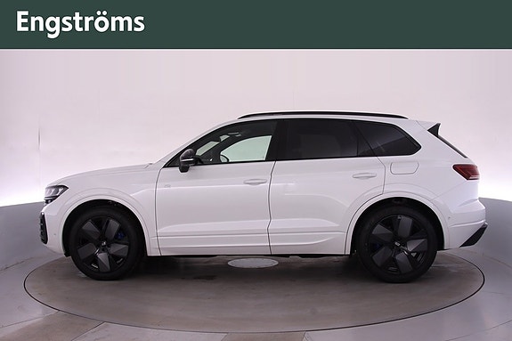 Volkswagen Touareg 5 of 5