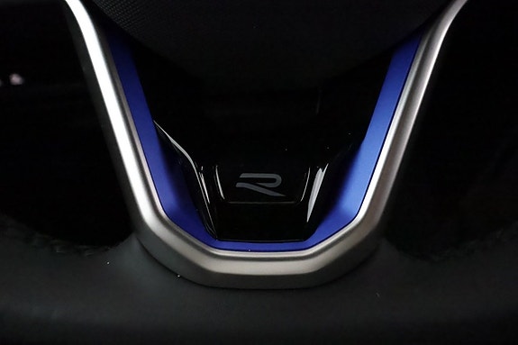 Volkswagen Touareg 25 of 25