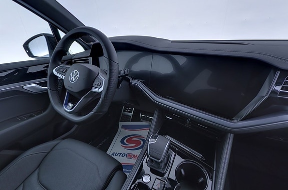 Volkswagen Touareg 8 of 25