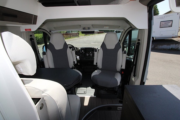 Knaus Vantorer 600 L 2026 Liftsäng Automat Hissbara långbäddar våningsäng under 6 meter 18 of 18