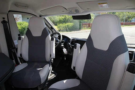 Knaus Vantorer 600 L 2026 Liftsäng Automat Hissbara långbäddar våningsäng under 6 meter 11 of 18