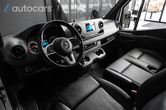 Mercedes-Benz Sprinter 317 22 of 30