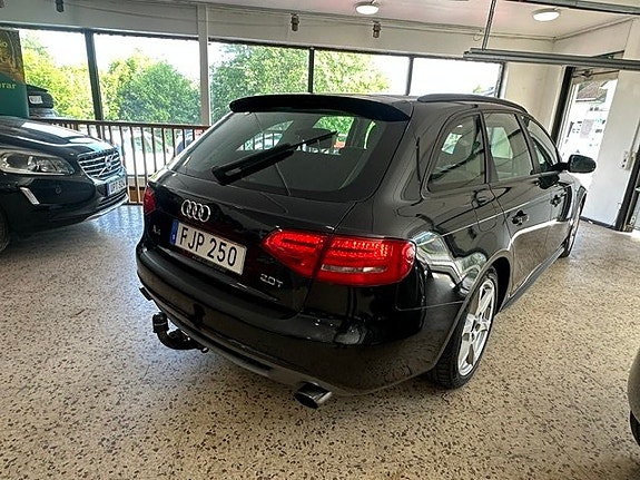 Audi A4 8 of 19