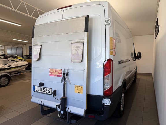 Ford Transit 5 of 5