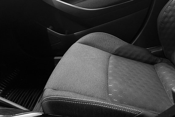 Toyota Corolla 20 of 25