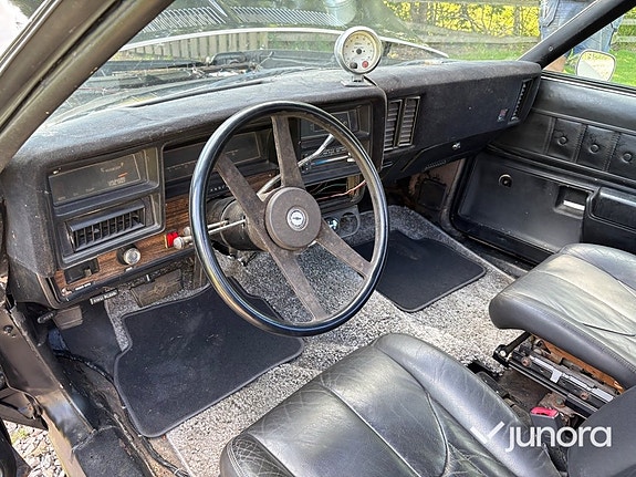 Chevrolet El Camino 13 of 14