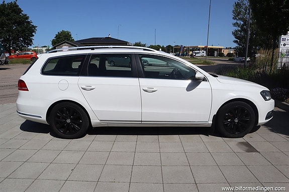 Volkswagen Passat 7 of 24