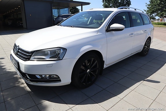 Volkswagen Passat 2 of 5