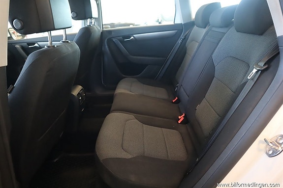 Volkswagen Passat 5 of 5