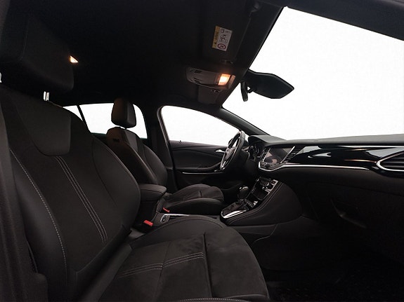 Opel Astra 25 of 30