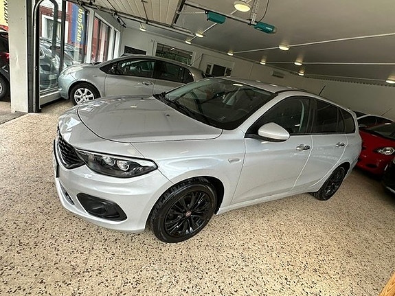 Fiat Tipo 2 of 5