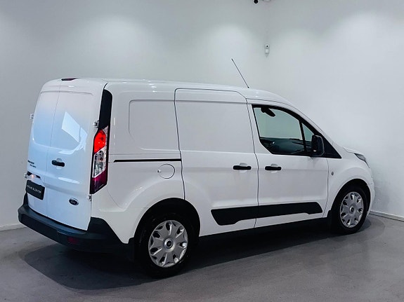 Ford Transit Connect 18 of 18