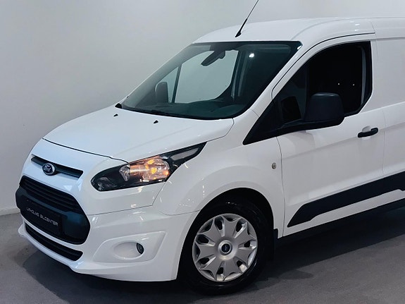 Ford Transit Connect 2 of 5
