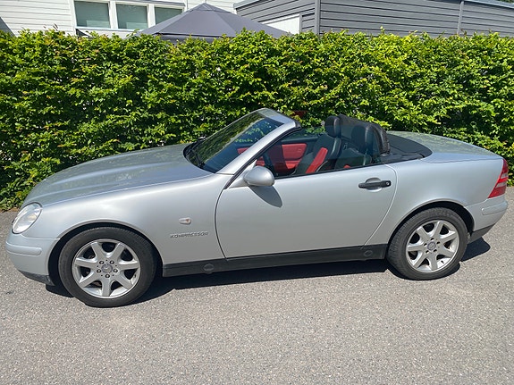 Mercedes-Benz SLK230 4 of 4