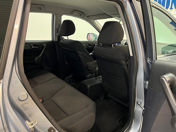 Honda CR-V 17 of 24