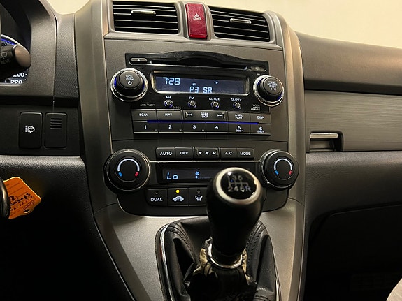 Honda CR-V 21 of 24
