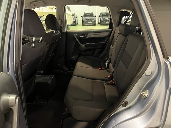 Honda CR-V 15 of 24